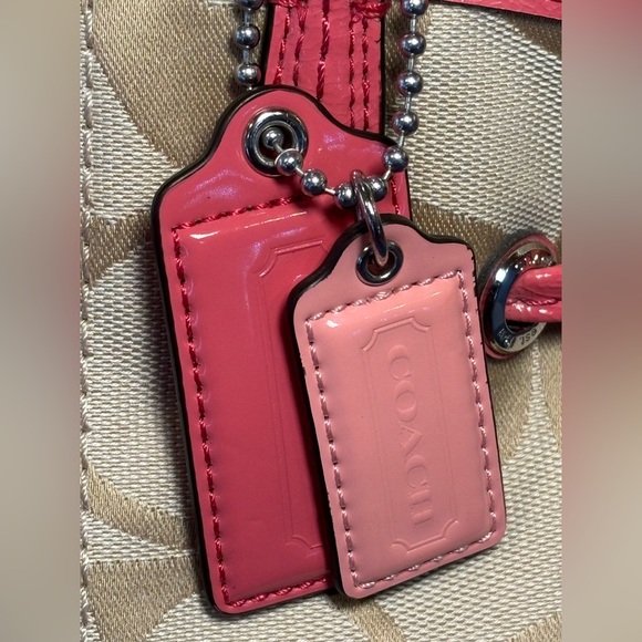 Coach Signature Strip Mini Carryall New Without Tags Beautiful 7”H 10”L … - Picture 14 of 14